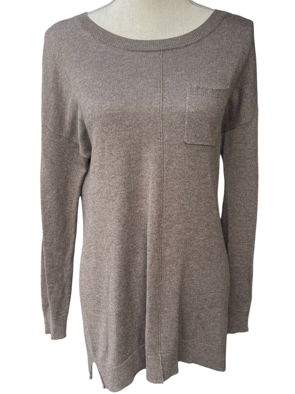 Ellen Tracy Taupe Brown Crew Neck Soft Lightweight Tunic Sweater (S)